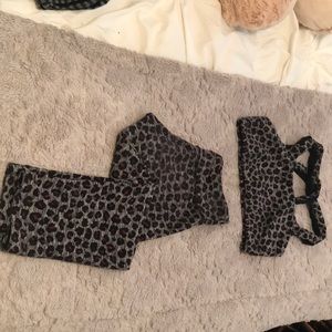 Strut This workout set